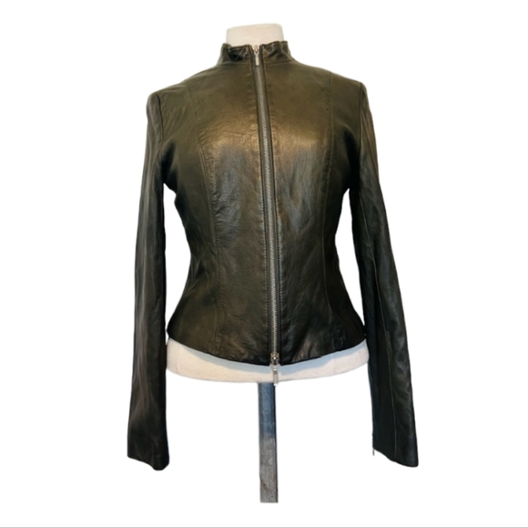 Danier Leather Womans Jacket - Picture 1 of 12